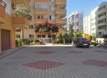 Large apartment with excellent layout in a complex with a swimming pool in Mahmutlar, Turkey ID-0835 фото-16