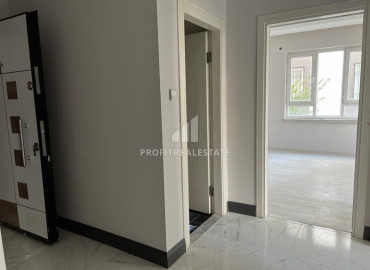 Недорогая квартира с двумя спальнями и отдельной кухней, в крупном районе Муратпаша, Анталья, 90 м2 ID-10849 фото-3