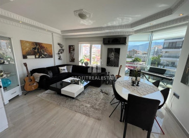 Стильная трехкомнатная квартира 100 м2, в 300 метрах от моря, с мебелью и застекленным балконом, Оба, Аланья ID-10845 фото-2