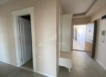 Квартира с двумя спальнями, 120м², с видом на море в районе Томюк, Мерсин ID-10862 фото-8