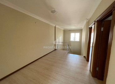 Large furnished duplex 3 + 1 on the first coastline with panoramic sea views, 100 meters from the center of Mahmutlar, Alanya ID-10908 фото-10