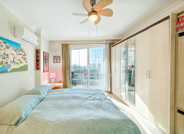 Меблированная стильная трехкомнатная квартира 120 м2 с авторским дизайном, застекленными балконами и видом на море, Махмутлар, Аланья ID-10915 фото-18