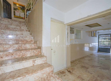 Two bedroom apartment, 110m², in an urban house in the center of Alanya, 500m from the sea. ID-10920 фото-19
