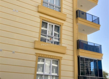 Меблированная трехкомнатная квартира 67 м2 с ярким уютным интерьером в малоэтажном жилом комплексе в Авсалларе, Аланья ID-10937 фото-5