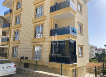 Меблированная трехкомнатная квартира 67 м2 с ярким уютным интерьером в малоэтажном жилом комплексе в Авсалларе, Аланья ID-10937 фото-10