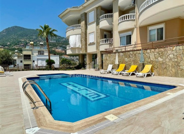 Large furnished 3+1 penthouse with jacuzzi, terrace and sea view in Alanya ID-10981 фото-4