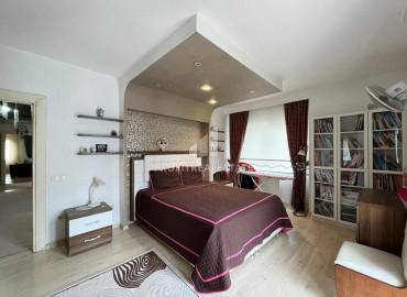 Квартира с тремя спальнями, 185м², с отдельной кухней, в микрорайоне Мендерес, Соли, Мерсин ID-11031 фото-14