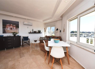 Стильная трехкомнатная квартира 100 м2, с красивой мебелью и панорамным видом на море в Тосмуре, Аланья ID-11080 фото-20