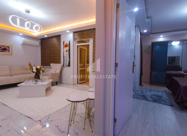 Elegant apartment 1 + 1, with a stylish interior and beautiful furniture in a house with a swimming pool, in the center of Alanya ID-11113 фото-3