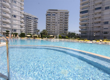 View apartment with three bedrooms, 165m², on the first coastline in Tosmur, Alanya ID-11148 фото-2