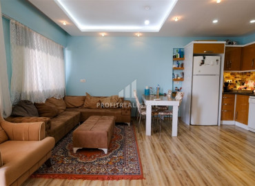 Меблированная трехкомнатная квартира, 75м², в 100м от моря в районе Алании Конаклы ID-11158 фото-8