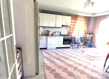 Комфортабельная трехкомнатная квартира с отдельной кухней, 120м² в 500м от моря в Мерсине, Томюк ID-11184 фото-5