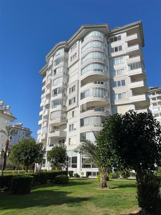Уютная двухкомнатная квартира 75 м2 с застекленным балконом, готовая к проживанию, в комплексе с инфраструктурой в Джикджилли, Аланья ID-11203 фото-1