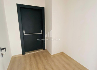 Просторная пятикомнатная квартира, 220м², в новой резиденции в микрорайоне Акдениз, Мерсин ID-11274 фото-12