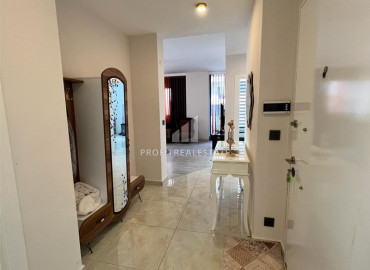 Furnished two bedroom apartment, with a separate kitchen, Mahmutlar, Alanya, 125 m2 ID-11291 фото-2