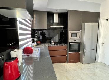 Меблированные трехкомнатные апартаменты, с отдельной кухней, Махмутлар, Аланья, 125 м2 ID-11291 фото-9