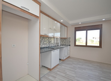 Новая трехкомнатная квартира, в доме без инфраструктуры, Газипаша, Аланья, 95 м2 ID-11087 фото-9