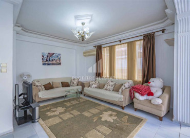 Two bedroom apartment, 100m², in an urban house, 150m from the sea in the center of Alanya ID-11380 фото-2