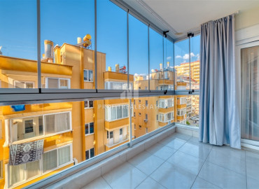 Квартира 1+1, 70м², с дизайнерским интерьером, двумя балконами и двумя ванными, на центральной улице Махмутлара в 150м от моря ID-11381 фото-9