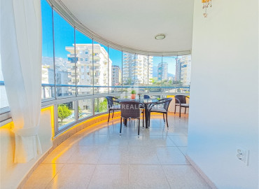 Фешенебельная меблированная квартира 2+1, с застекленными балконами и видом на море в Махмутларе, Аланья ID-11417 фото-5