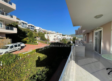 Furnished penthouse with four bedrooms, 245 m2, with panoramic sea views in Demirtas, Alanya ID-11479 фото-5