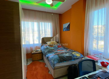 Меблированная квартира 3+1, 115 м2, с отдельной кухней, с видом на море, в 50 метрах от пляжа в Каргыджаке, Аланья ID-11480 фото-12