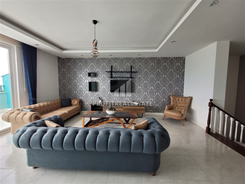 Elegant duplex apartment 2+1, 138m², in a luxury residence in Mahmutlar, 200m from the sea ID-11484 фото-2