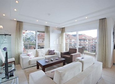Elegant furnished penthouse 200 m2, with five bedrooms, in a residence with facilities, Oba, Alanya ID-11490 фото-3