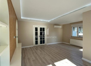 Spacious duplex apartment 3 + 1, with a quality renovation, in a prestigious residence, Konyaalti, Antalya, 200 m2 ID-11532 фото-4