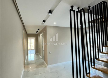 Spacious duplex apartment 3 + 1, with a quality renovation, in a prestigious residence, Konyaalti, Antalya, 200 m2 ID-11532 фото-15