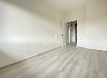 Квартира с тремя спальнями, 135м², с чистовой отделкой, в новой резиденции в Эрдемли, Мерсин ID-11558 фото-12