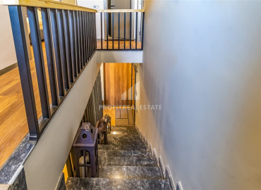 Готовые к заселению двухуровневые апартаменты 3+1, в Гюзельоба,  Муратпаша, Анталья, 150 м2 ID-11584 фото-12