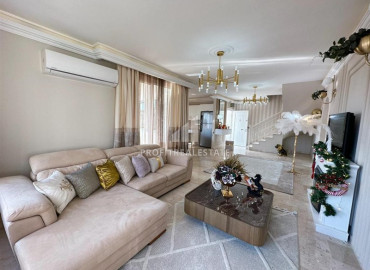 Elegant three bedroom duplex in a cozy area of Cikcilli, Alanya, 210 m2 ID-11600 фото-3