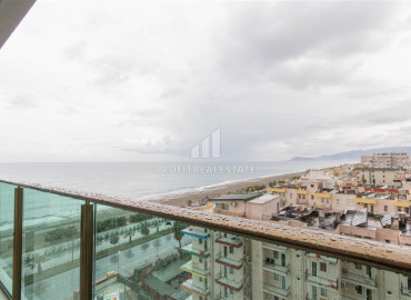 Фешенебельная трехкомнатная квартира, 80 м2, с дизайнерским интерьером, видом на море, на первой береговой линии в Махмутларе, Аланья ID-11602 фото-15