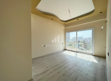 Симпатичная квартира 2+1, 115м², в новой резиденции с бассейном в микрорайоне Акдениз, Мезитли ID-11652 фото-9