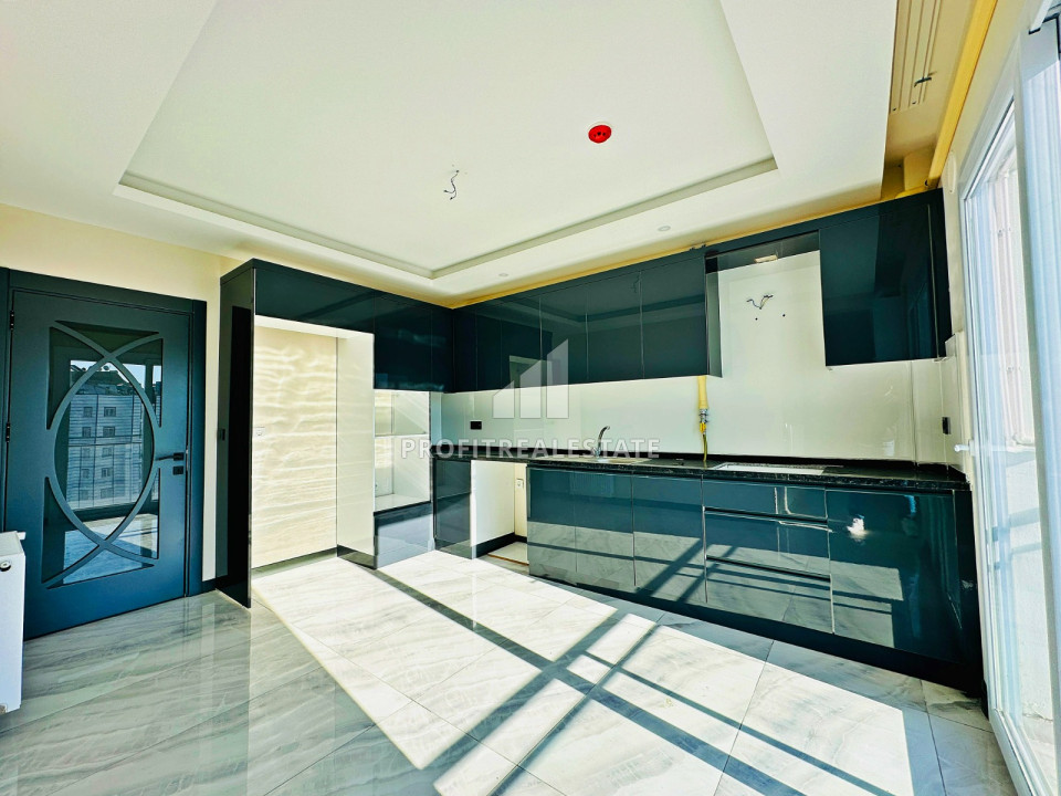 Газифицированная квартира 3+1, 145м², с отдельной кухней и видом на море в районе Мезитли, Мерсин ID-11654 фото-2