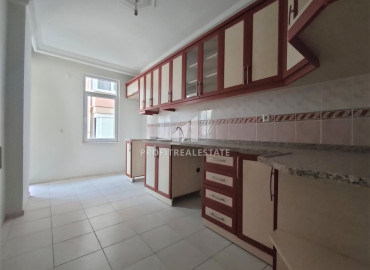 Spacious two bedroom apartment 120 m2, unfurnished, 200 meters from the sea in Tosmur, Alanya ID-11666 фото-6
