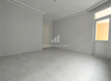 Spacious two bedroom apartment 120 m2, unfurnished, 200 meters from the sea in Tosmur, Alanya ID-11666 фото-8