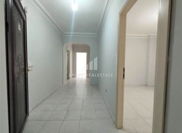 Spacious two bedroom apartment 120 m2, unfurnished, 200 meters from the sea in Tosmur, Alanya ID-11666 фото-16