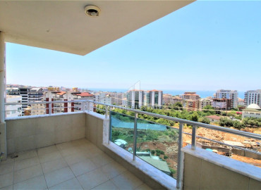 Spacious penthouse 260m2 with five bedrooms, unfurnished, with sea views, Tosmur, Alanya ID-11689 фото-6