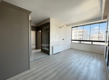 Трехкомнатная квартира, 115м², с чистовой отделкой, в газифицированном комплексе в районе Соли, Мерсин ID-11700 фото-2