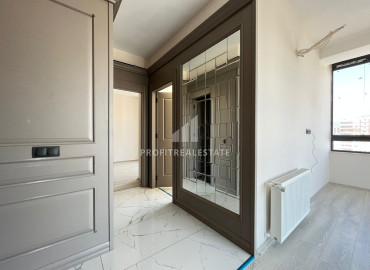 Two bedroom apartment, 115m², with a fine finish, in a gasified residence in the Soli area, Mersin ID-11700 фото-7