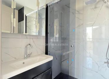 Two bedroom apartment, 115m², with a fine finish, in a gasified residence in the Soli area, Mersin ID-11700 фото-8