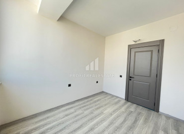 Трехкомнатная квартира, 115м², с чистовой отделкой, в газифицированном комплексе в районе Соли, Мерсин ID-11700 фото-10