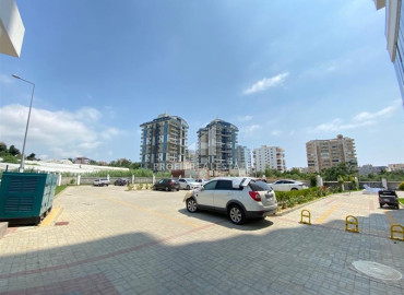 Spacious bright penthouse 220 m2, with three bedrooms, with sea views, unfurnished in Mahmutlar, Alanya ID-11708 фото-3