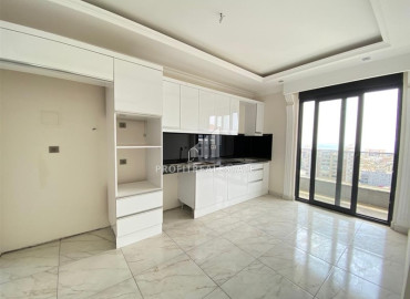 Spacious bright penthouse 220 m2, with three bedrooms, with sea views, unfurnished in Mahmutlar, Alanya ID-11708 фото-19