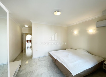Светлая меблированная квартира 2+1, с застекленным балконом, в 500 метрах от моря, Тосмур, Аланья ID-11722 фото-18