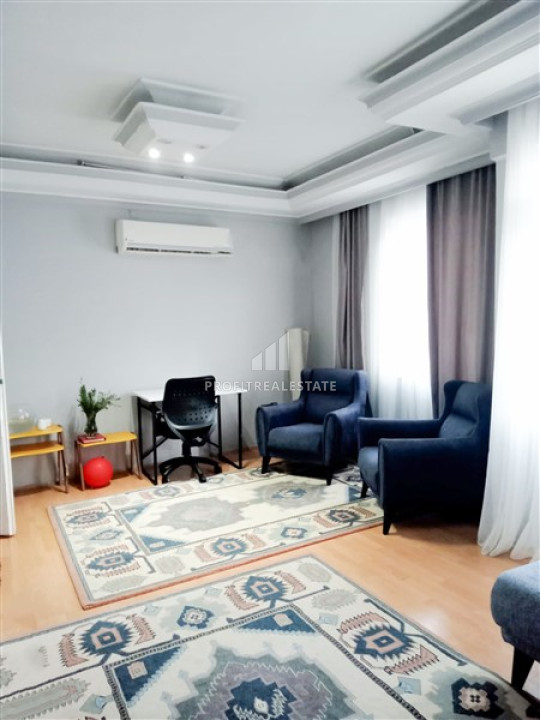 Трехкомнатная квартира, без мебели, в 500 метрах от центра Антальи, район Муратпаша (Генчлик), 100 м2 ID-11735 фото-2