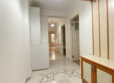 Недорогая трехкомнатная квартира без мебели, с отдельной кухней, в 400 метрах от моря, в центре Аланьи ID-11762 фото-10