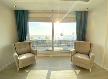 Элегантная трехкомнатная квартира с видом на море, на первой береговой линии, Кестель, Аланья ID-11800 фото-4